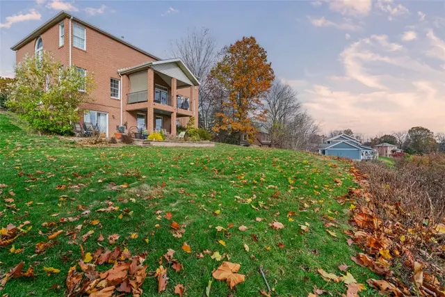 1478 Grandview Way gallery image 6
