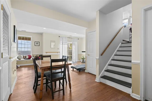1478 Grandview Way gallery image 14