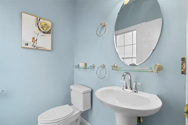 1478 Grandview Way gallery image 29