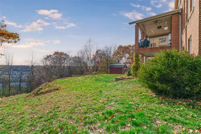 1478 Grandview Way gallery image 36