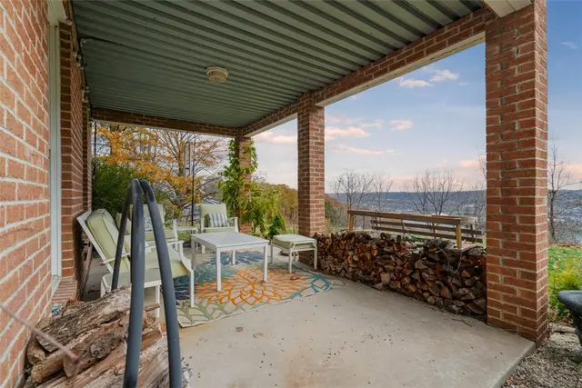 1478 Grandview Way gallery image 37