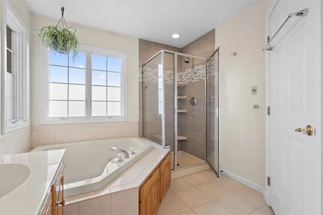 1478 Grandview Way gallery image 41