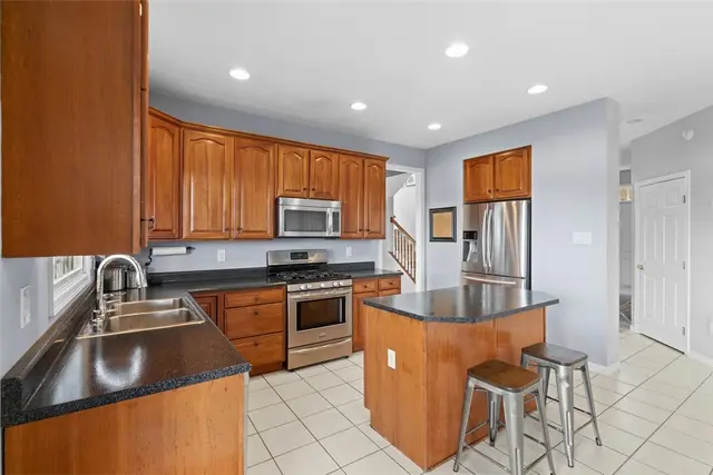 1478 Grandview Way gallery image 45