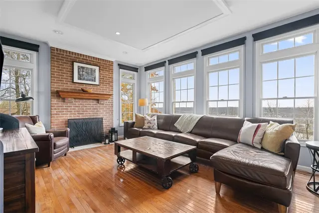 1478 Grandview Way gallery image 48
