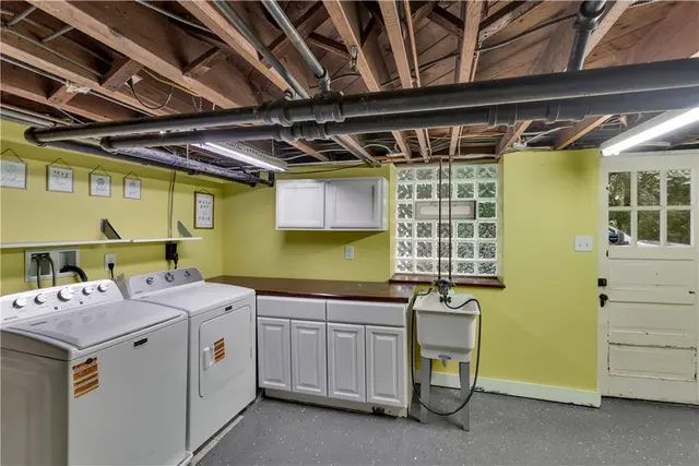 148 E Fairview Ave gallery image 15
