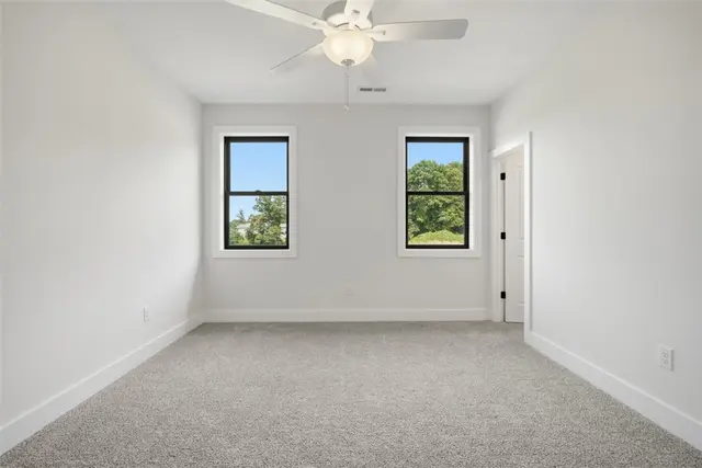 148 Geisler Drive gallery image 4