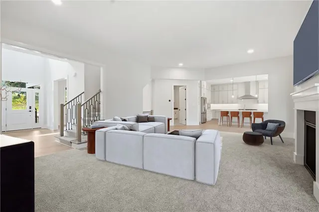 148 Geisler Drive gallery image 42