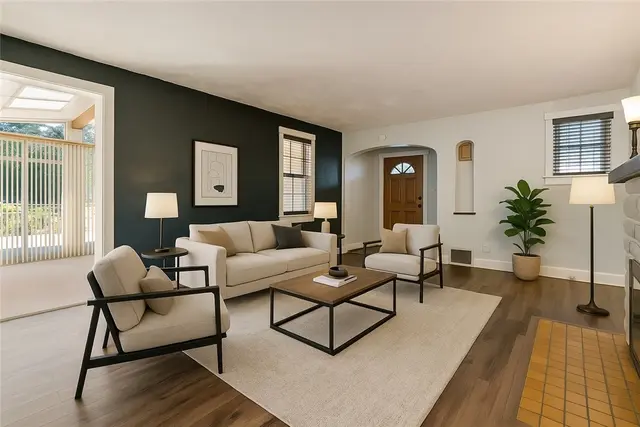 148 Longvue Dr gallery image 4