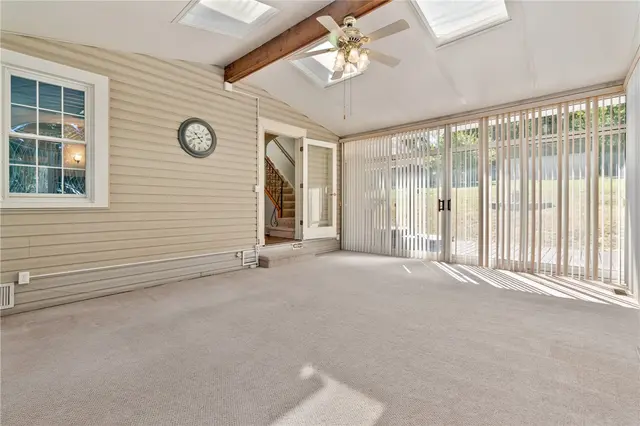 148 Longvue Dr gallery image 9