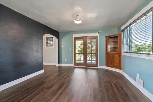 148 Longvue Dr gallery image 11