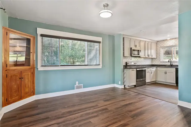 148 Longvue Dr gallery image 14