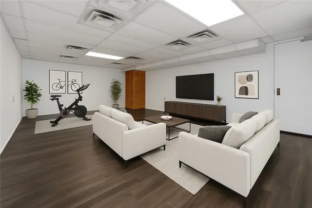 148 Longvue Dr gallery image 29