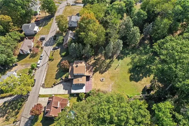 148 Longvue Dr gallery image 41
