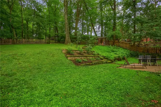 148 Mayer Drive gallery image 7
