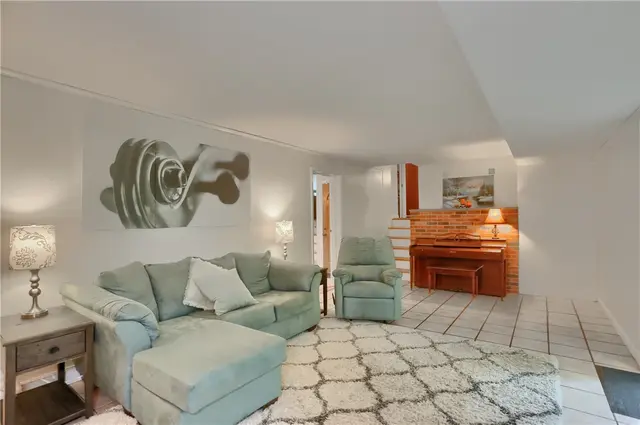 148 Mayer Drive gallery image 26