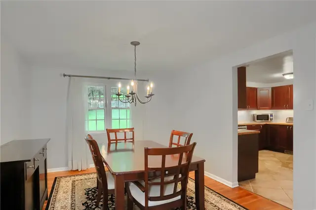 148 Mayer Drive gallery image 28