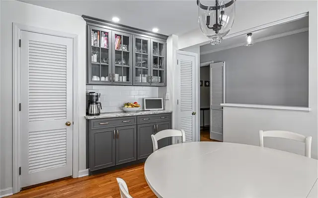 1481 Hedwig Drive gallery image 5