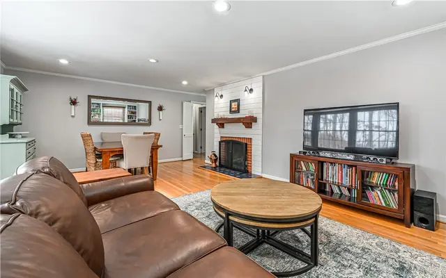 1481 Hedwig Drive gallery image 10