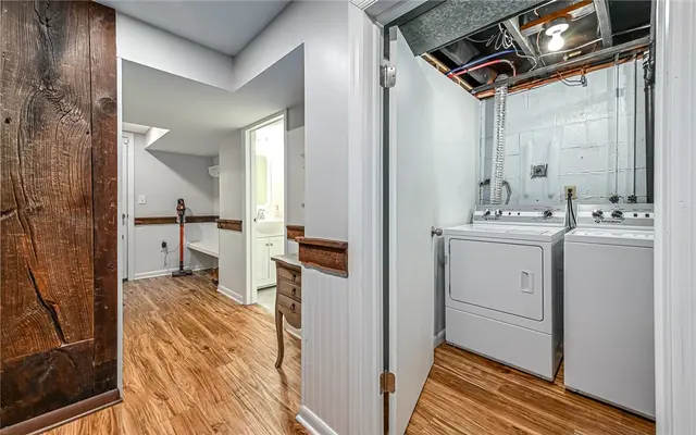 1481 Hedwig Drive gallery image 19