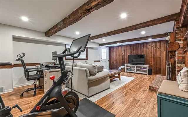 1481 Hedwig Drive gallery image 22