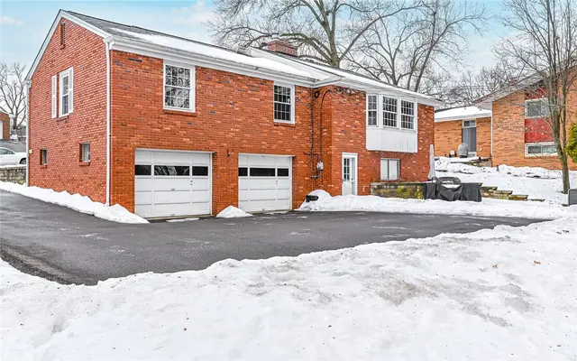 1481 Hedwig Drive gallery image 25