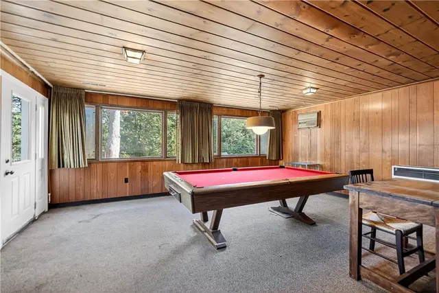 1481 Parkview Dr gallery image 20