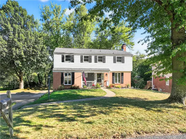 1481 Parkview Dr
