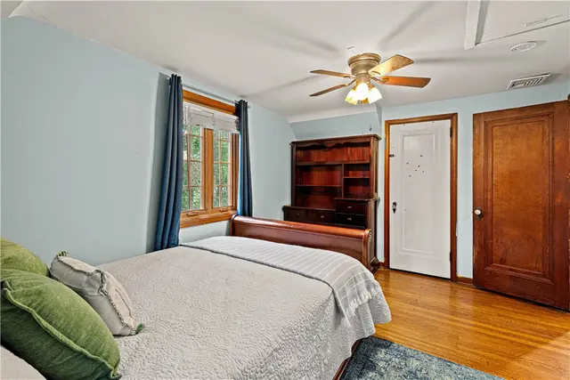 150 Elm Road gallery image 19