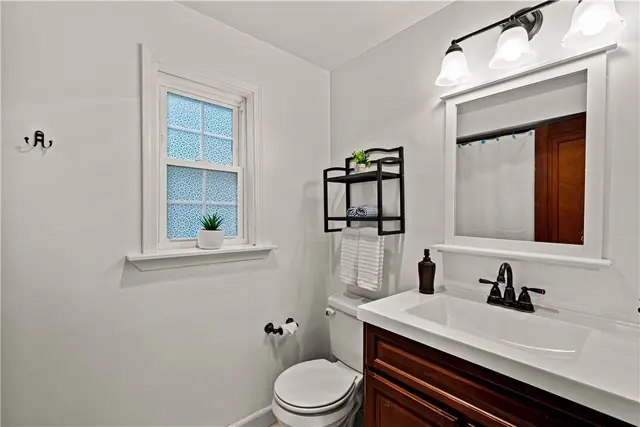 150 Elm Road gallery image 39