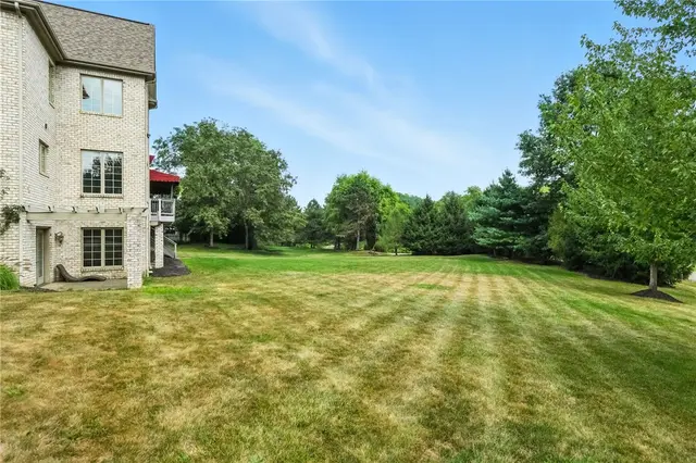 150 Silver Creek Dr gallery image 11