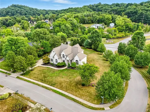 150 Silver Creek Dr gallery image 22