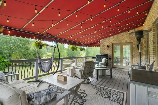 150 Silver Creek Dr gallery image 24