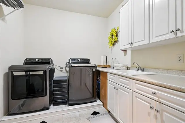 150 Silver Creek Dr gallery image 27