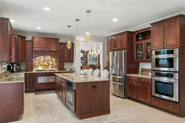 150 Silver Creek Dr gallery image 37