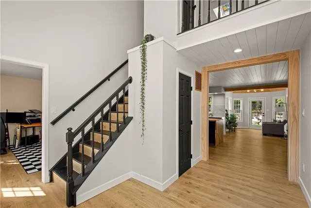 150 Wildflower Ln gallery image 6