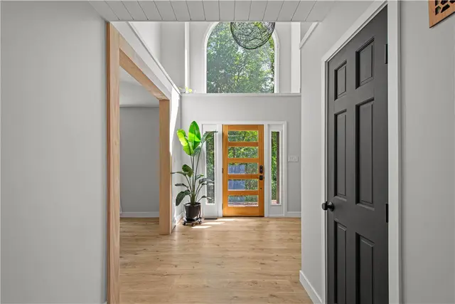 150 Wildflower Ln gallery image 16