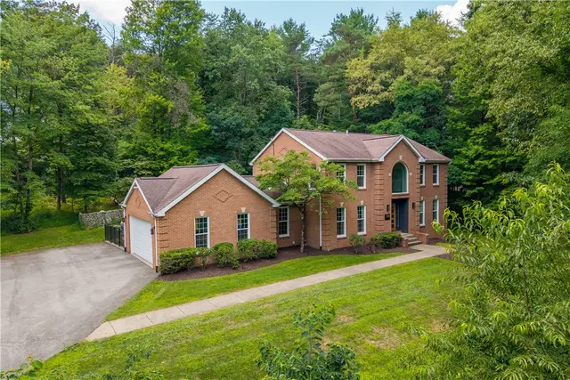 150 Wildflower Ln gallery image 24