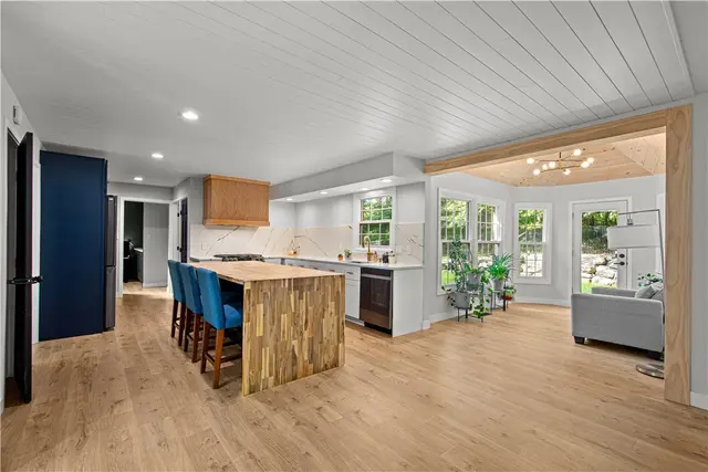 150 Wildflower Ln gallery image 39