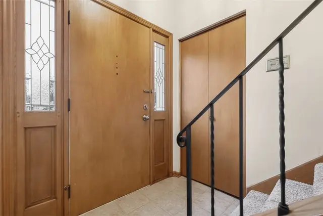 1500 Fernledge Dr gallery image 9