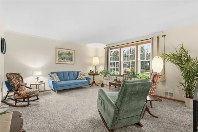 1500 Fernledge Dr gallery image 11