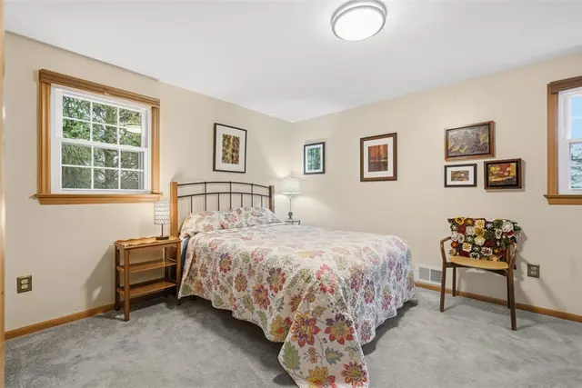 1500 Fernledge Dr gallery image 27