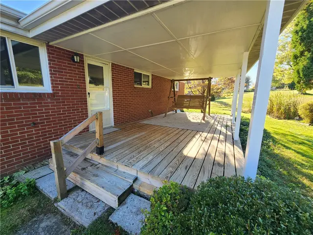 1503 Van Dr gallery image 2