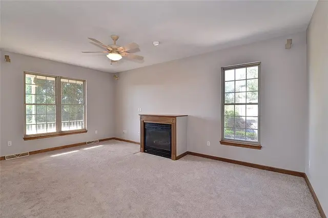 1505 Squire Ridge Dr gallery image 8