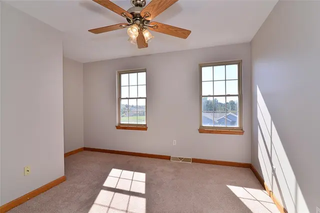 1505 Squire Ridge Dr gallery image 14