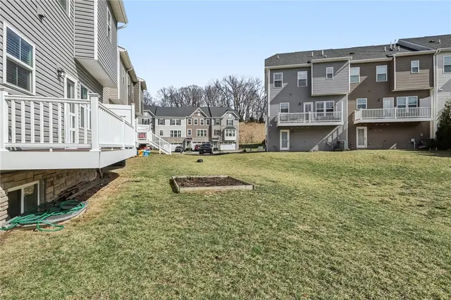 151 Curtis Ct gallery image 32