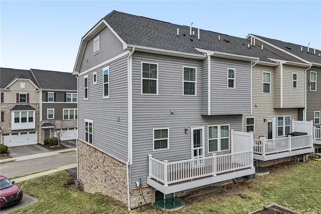 151 Curtis Ct gallery image 35