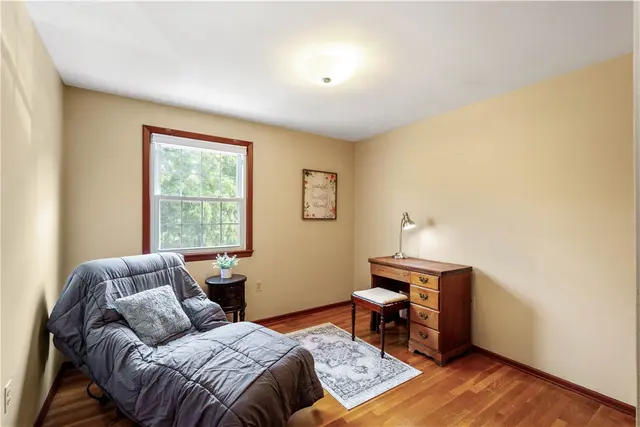 151 Ferndale Ave gallery image 48