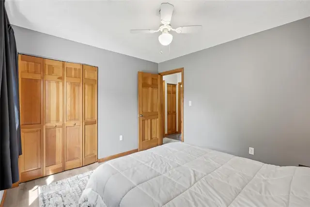 151 Woodbine Dr gallery image 7