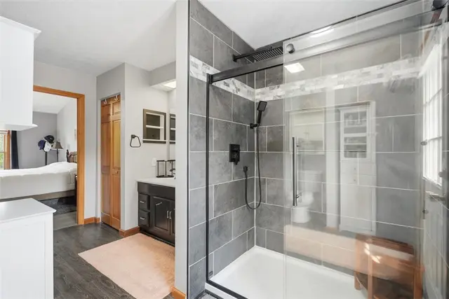 151 Woodbine Dr gallery image 13