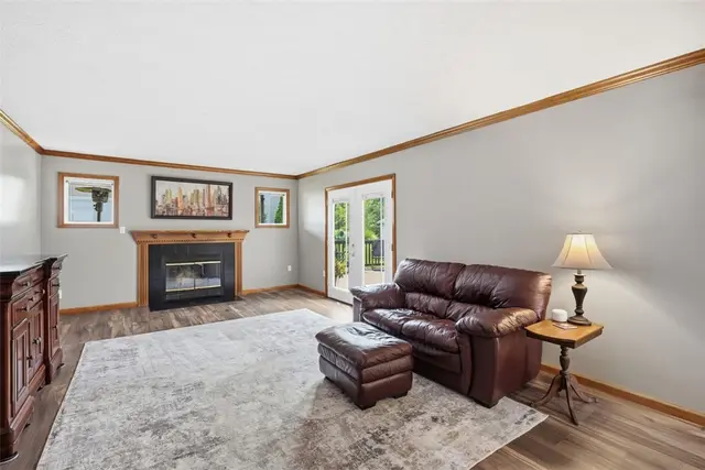 151 Woodbine Dr gallery image 21